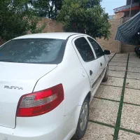 ماشین رانا سفید رنگ مدل LX