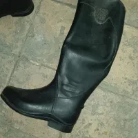 چکمه سوار کاری