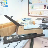 منگنه میخکوب کتاب