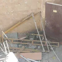 یک دستگاه بالا بر ساختمانی تک فاز سالم در حال کار