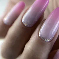 آموزش ناخن ۱۵۰۰ زیر قیمت