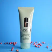 محصولات آرایشی بهداشتی کلینیک|آرایشی، بهداشتی، درمانی|کرمان, |دیوار