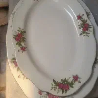 ظروف گل قرمز سوفله خوری زیادن ورق بزنید