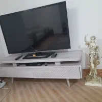 مبل و میز تلویزیون