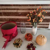 گل مصنوعی و تزئینات دیگر