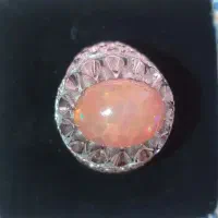 انگشتر اپال ، اوپال