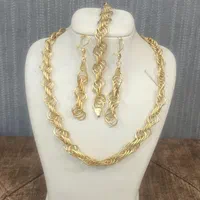 سرویس بدلیجات با رنگ ثابت|بدلیجات|اصفهان, لاله|دیوار