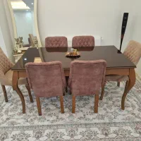 میز ناهار خوری و مبلمان