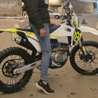 موتور تریل طرح کراس