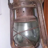 فانوس مارک وسترن بسیار قدیمی
