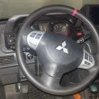 میتسوبیشی پاجرو وارداتی