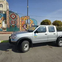 نیسان پیکاپ دوکابین ۸۷ نقره ای