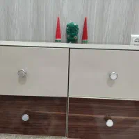 دو تخت به همراه پاتختی|تخت و سرویس خواب|کاشمر, |دیوار