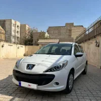 ۲۰۷ مدل ۱۴۰۱ بی رنگ تمیز