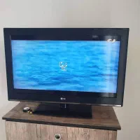 تلویزیون ال جی۳۲اینچ|تلویزیون و پروژکتور|بندر انزلی, ساحل قو|دیوار