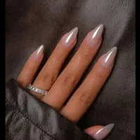 خدمات تخصصی ناخن با بهترین مواد|خدمات آرایشگری و زیبایی|بم, |دیوار