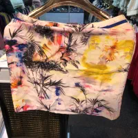 دامن کوتاه آستر دار