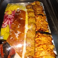 نیازمندنیروی صندوقدارخانم شیفت شب