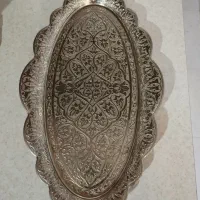 تعداد زیادی ظروف اشپزخانه .ورق بزنید