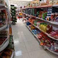 فروشنده سوپرمارکت