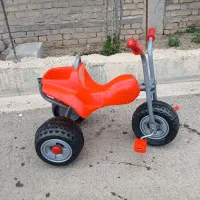 سه چرخه و صندلی سه چرخه بچگانه