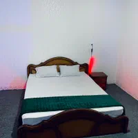 منزل مبله شیک و تمیز اجاره روزانه/هفتگی/درکوی طلاب|اجارهٔ کوتاه‌مدت آپارتمان و سوئیت|شیراز, طلاب|دیوار