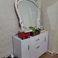 آینه و دراور و پاتختی