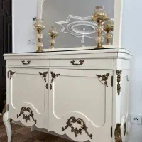 کنسول و آیینه در حد نو