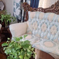 مبل و میز ناهاری خوری سلطنتی با مبل راحتی