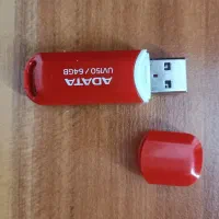 فلش ۶۴ GB