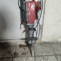 هیلتی بتن کن ۱۷ کیلویی