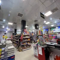 به تعدادی صندوقدار خانم نیمه وقت هایپر‌ نیازمندیم