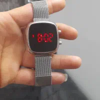 ساعت دیجیتالی