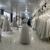 واگذاری مزون عروس با تمامی اجناس به دلیل مهاجرت