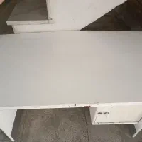 میز تحریر چوبی