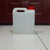 ظرف ۲ لیتری نو