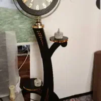 ساعت ایستاده