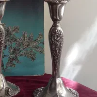 یک جفت شمعدان قدیمی انگلیسی مارکدار سیلورپلیت|کلکسیون اشیاء عتیقه|تهران, ونک|دیوار