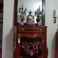 ساعت وشمعدان برنجی اینه وکنسول معرق زعفرانی|بوفه، ویترین، کنسول|مشهد, تربیت (صدف)|دیوار