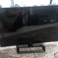 تلویزیون ۴۲ اینچ