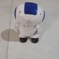 ربات موزیکال وحرکتی|اسباب‌‌بازی|کرج, شهرک سهرابیه|دیوار