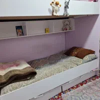 تخت دوطبقه دورنگ سفید نیلی نو بدون خطوخش|تخت و سرویس خواب|شیراز, عادل آباد|دیوار