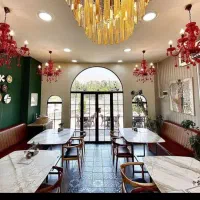 به یک شاطر و یک کارگر ساده در جگرکی نیازمندیم