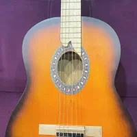 گیتار حرفه ای دست ساز ایرانی