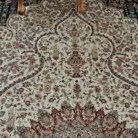 فرش ۹ و ۱/۵ متری ۷۰۰ شانه تراکم ۲۵۵۰ فوری|فرش|تهران, کرمان|دیوار