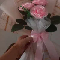 دسته‌گل‌های پرحجم زیر ۳۰۰ تومن ویژه روز جهانی دختر|گل مصنوعی|یزد, |دیوار