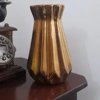 گلدان|کلکسیون اشیاء عتیقه|شاهرود, |دیوار