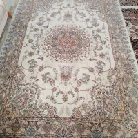 یک عدد فرش 6 متری تک زمینه کرم مفت مفت