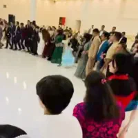 خواننده عروسی.