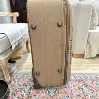 چمدان بزرگ|کیف، کفش، کمربند|تهران, سازمان برنامه جنوبی|دیوار